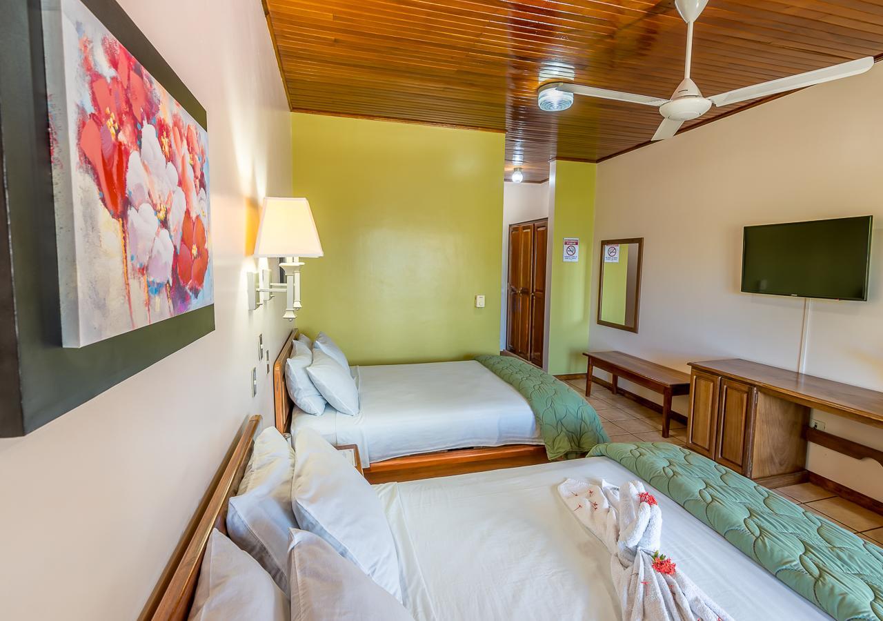 Hotel Manuel Antonio Buitenkant foto